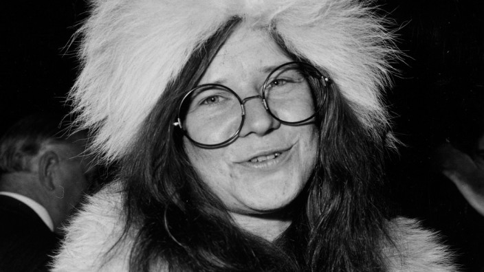 Janis In Furs