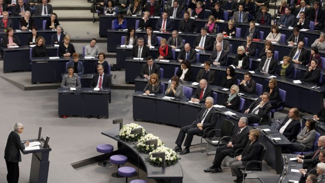 Ruth Klüger: Ruth Klüger während ihrer Rede im Bundestag.