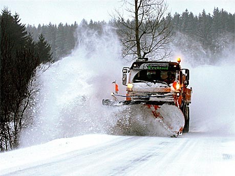 Schnee Verkehrschaos; Thüringen, dpa