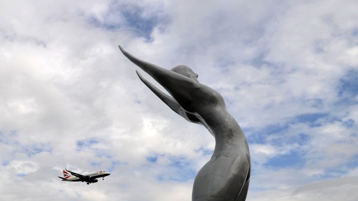 Athena, The UK's Tallest Bronze Sculpture Is Installed At London City Airport
