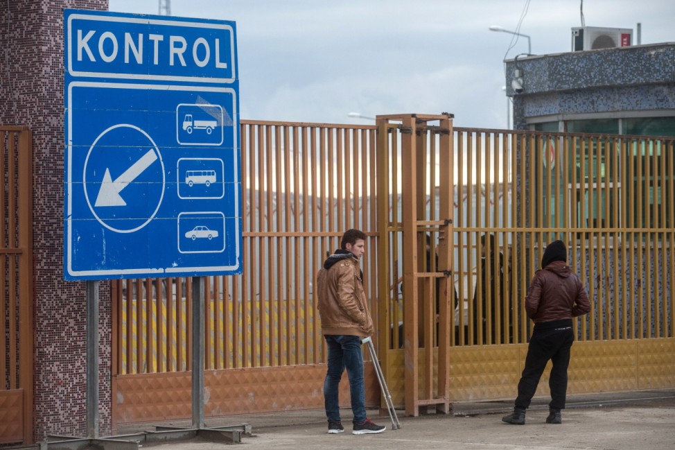 Turkish Border Remains Closed To Syrians Seeking Refuge From Escalating ViolenceÊ