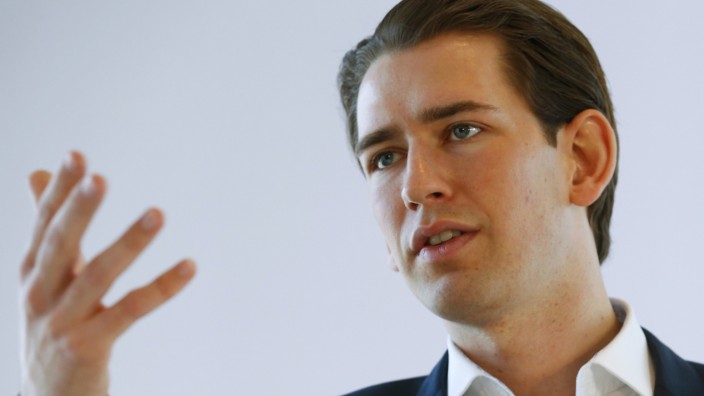 Austrian Foreign Minister Kurz addresses a news conference in Vienna