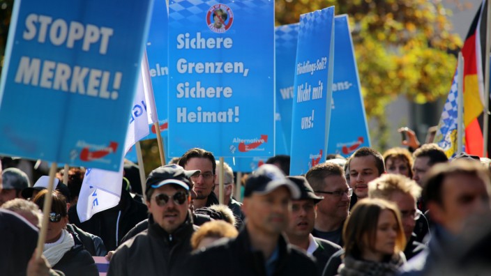 Demonstration gegen Asylpolitik