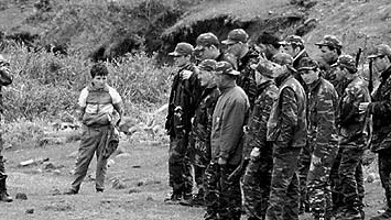 Chronologie des Konfliktes: UÇK-Kämpfer beim Training (Archivbild von 1999)