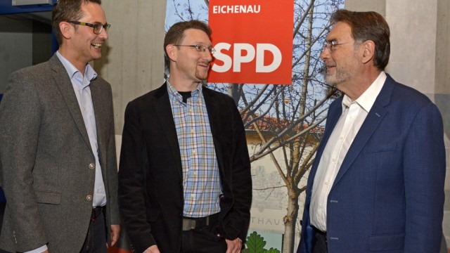 Mangel an bezahlbaren Unterkünften: Einer Meinung mit SPD-Bürgermeisterkandidat Martin Eberl (Mitte) sind die SPD-Landtagsabgeordneten Andreas Lotte und Herbert Kränzlein.