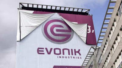 Nach Absage des Börsengangs: Evonik-Zentrale in Essen: Vier Finanzinvestoren prüfen den Einstieg.