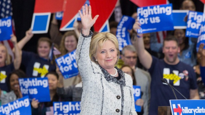Clinton achieves win in South Carolina