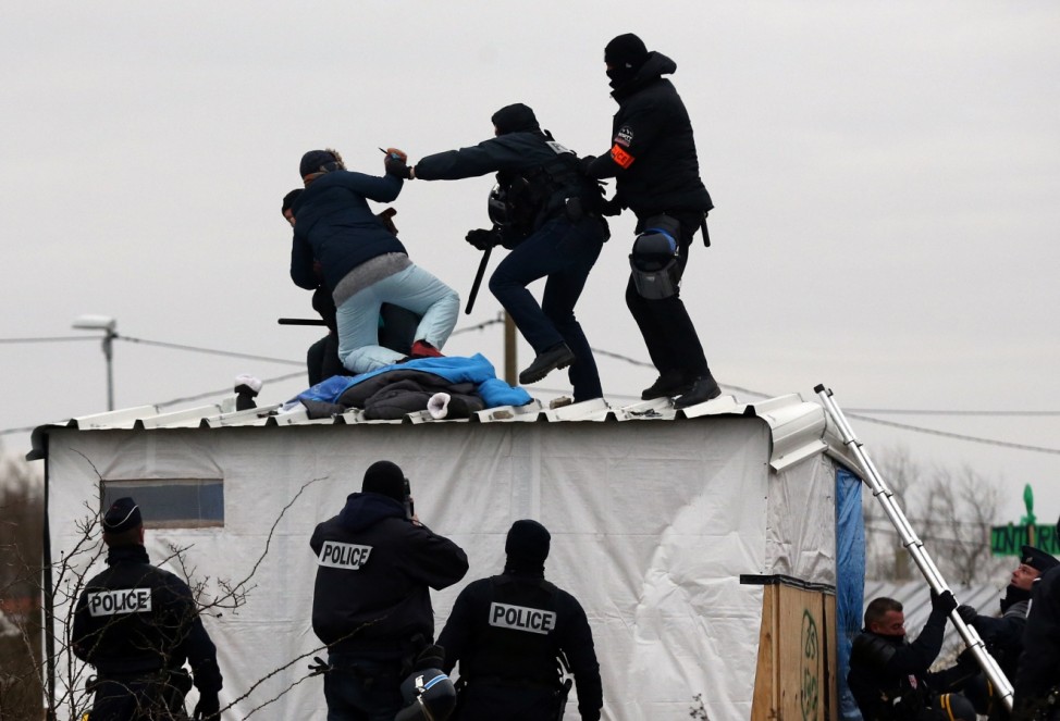 Destruction Of Calais Jungle Camp Continues