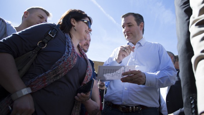 GOP Presidential Candidate Ted Cruz Campaigns In Kansas On Day Of State's Caucus