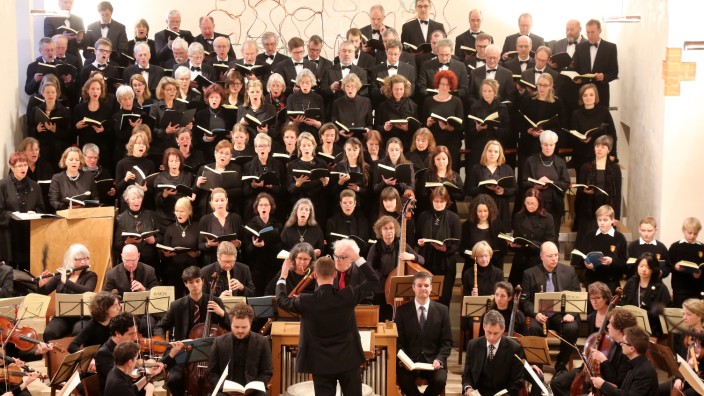 Freising: Das Heinrich-Schütz-Ensemble hat sein Publikum in der Christi-Himmelfahrtskirche begeistern können.