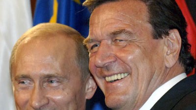 Interview zu Russlands Energiegiganten: Sie kennen sich gut und schätzen sich: Wladimir Putin und Altkanzler Gerhard Schröder