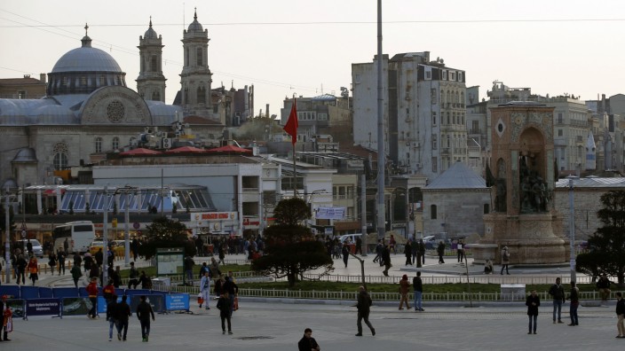 Türkei: Der Taksim-Platz in Istanbul nahe dem Anschlagsort von vergangenem Samstag.