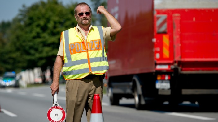 Bayern verstärkt die Fahndung nach Schleuserbanden