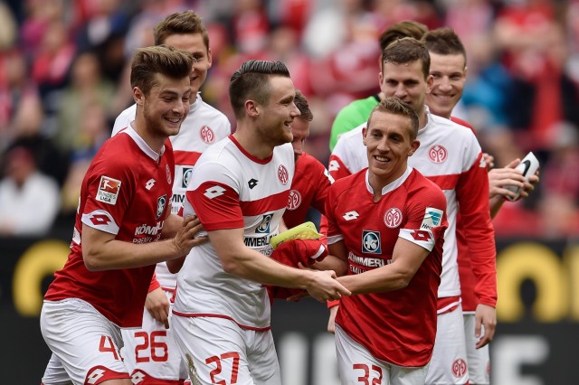 1. FSV Mainz 05 v FC Augsburg - Bundesliga