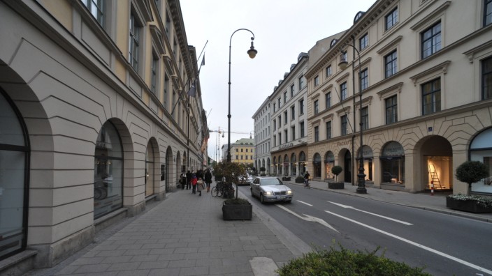 München: Am Montag haben sich Geschäftsleute in der Brienner Straße über Pegida beschwert. Für die Interessenvertretung City Partner ist jetzt das Maß voll.
