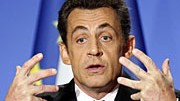 Sarkozy besucht Niederbayern: Man darf zweifeln, ob Sarkozy weiß, wo Straubing liegt.