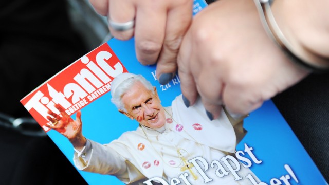 Presserat r¸gt ´Titanicª-Cover zum Papst