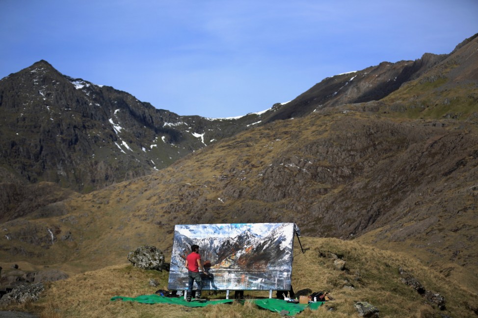 Artist Paints Huge Landscape At A Welsh Mountain Lake
