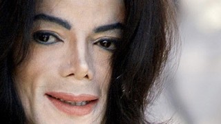 Vip-Klick: Rosenkrieg im Hause Matthäus: Hilfe für Michael Jackson.