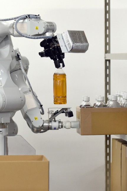Automatisierung: Roboter, die wie Menschen Gegenstände greifen können, sind eine faszinierende Geschichte. Mindestens ebenso faszinierend ist offenbar das Entwickeln solcher Maschinen, denn die Branche hat genügend Nachwuchs.