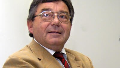 Korruption und Untreue in Rathäusern: Wegen Untreue zu 21 Monaten Haft auf Bewährung verurteilt: Schrobenhausens früherer Bürgermeister Josef Plöckl (CSU)