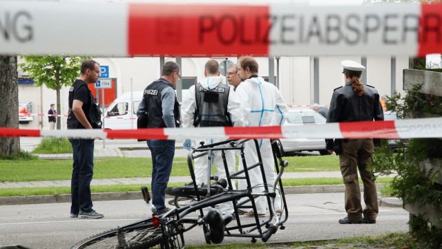 Man Stabs Four, One Dead, Near Munich