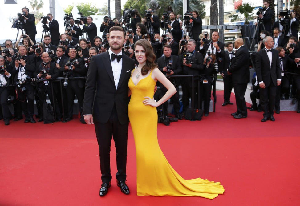 Justin Timberlake and Anna Kendrick pose on the red carpet as they arrive for the opening ceremony and the screening of the film 'Cafe Society' out of competition during the 69th Cannes Film Festival in Cannes