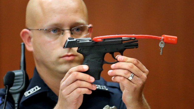 Zimmerman's gun that killed Trayvon Martin to be auctioned