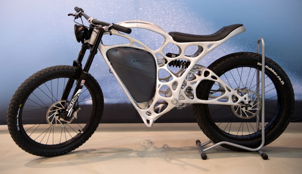 Airbus präsentiert 3D-Druck Motorrad 'Light Rider'