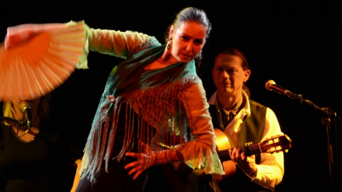 La Puerta Flamenca  mit  Ricardo Volkert Gitarre, Annette Darda (Gesang)