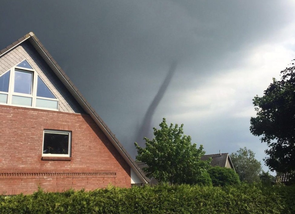 Tornados hit northern Germany