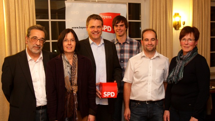 Neufahrn: Der Gemeinderat wählte Ursula Schablitzki (SPD) zur neuen Jugendreferentin in Neufahrn.