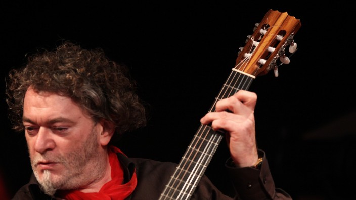 Luis Borda bei Konzert in München, 2011