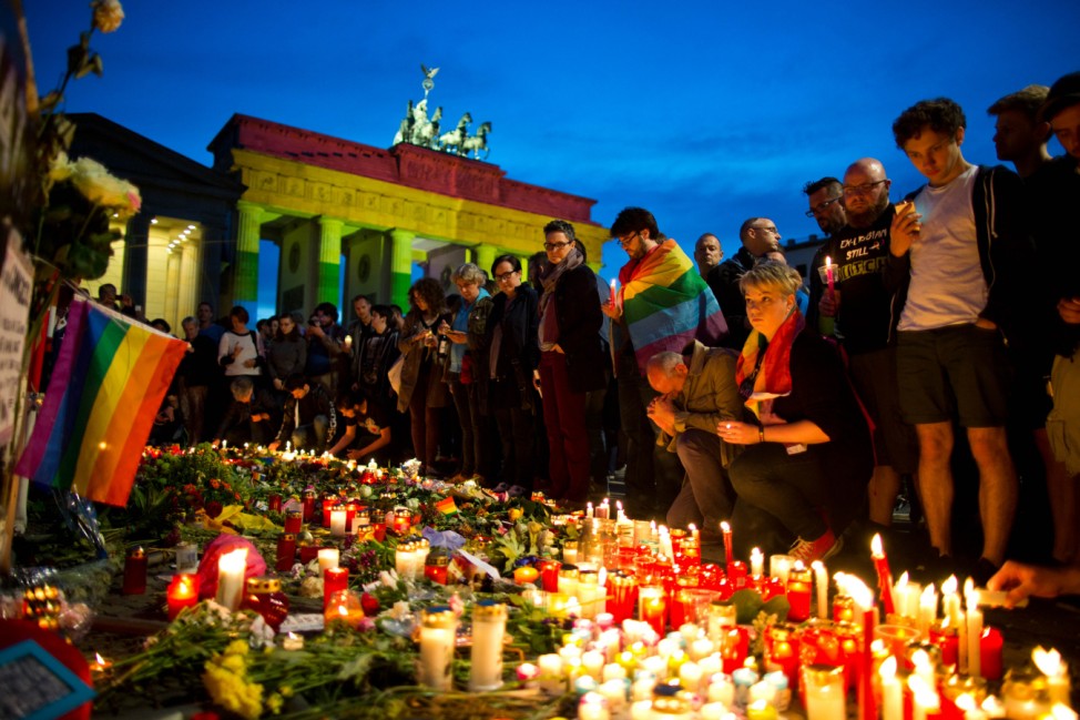 Mahnwache 'Berlin for Orlando'