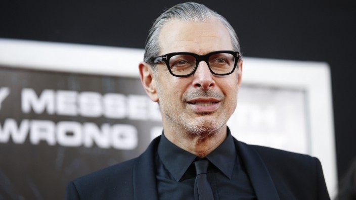 Actor Jeff Goldblum arrives at the premiere of the film Independence Day: Resurgence in Hollywood