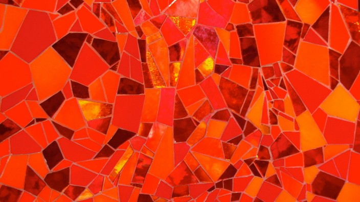 Nobelpreisträger Dan Shechtman: Unregelmäßige Muster wie in diesem Mosaik von Niki de Saint Phalle gibt es auch in der Chemie. Dan Shechtman entdeckte das als Erster.