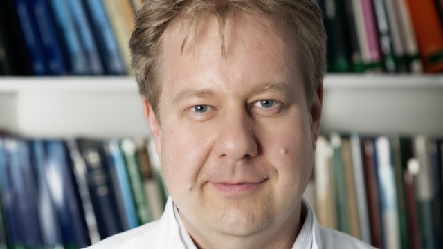 Nach Knochenfund: Carsten Hohoff arbeitet als stellvertretender Institutsleiter der Forensischen Genetik in Münster. Er versucht unter anderem, Leichen zu identifizieren.