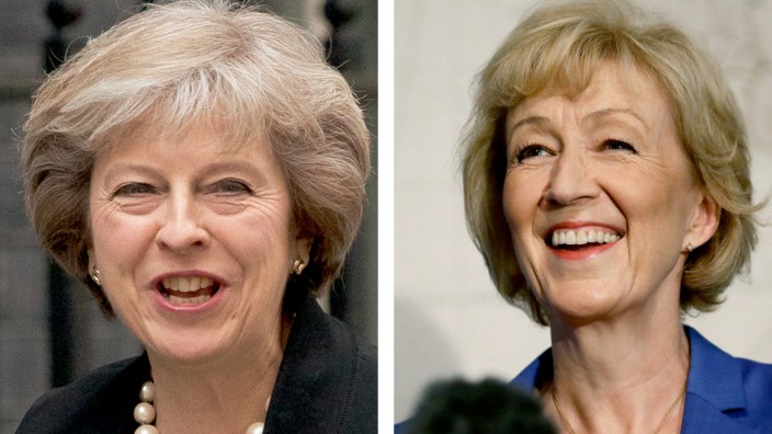 Brexit: Theresa May, links, Andrea Leadsom, rechts.