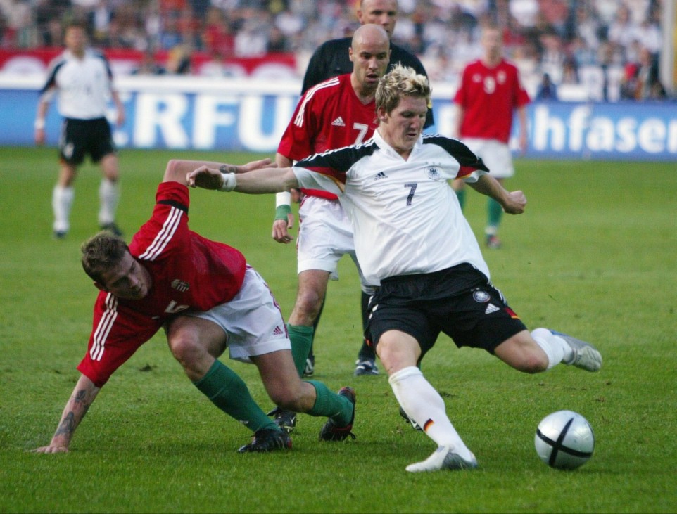 Fussball: Laenderspiel 2004, GER-HUN; Bastian Schweinsteiger - Fussball: Laenderspiel 2004, GER-HUN