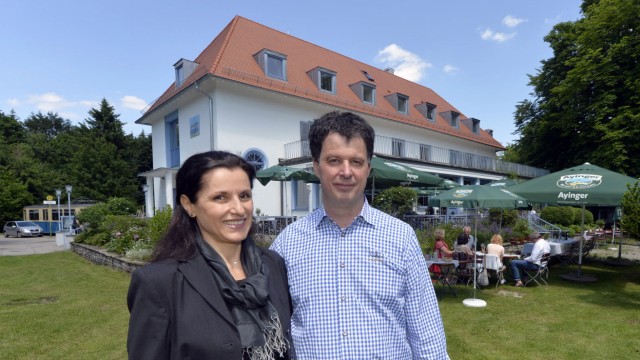 Straßlach-Dingharting: Liliane und Markus Tschurtschenthaler sind die Wirte des "Waldhauses zur alten Tram".