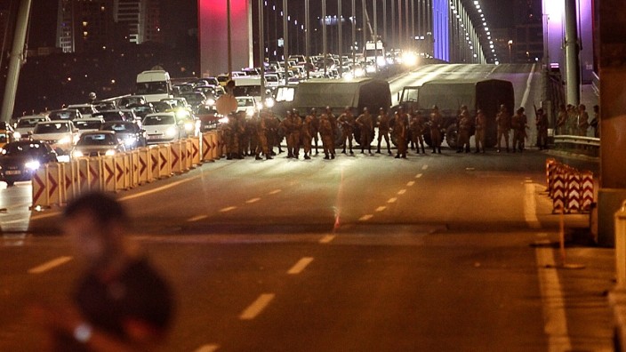 Military Occupy Strategic Locations In Turkey :