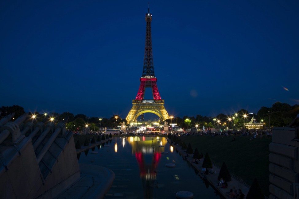 Paris Eiffel Tower Munich tribute