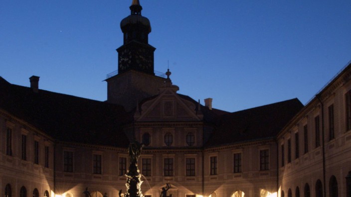 Kultur und Freizeit: Freitag und Samstag locken die "Brunnenhof-Konzerte" in die Residenz.