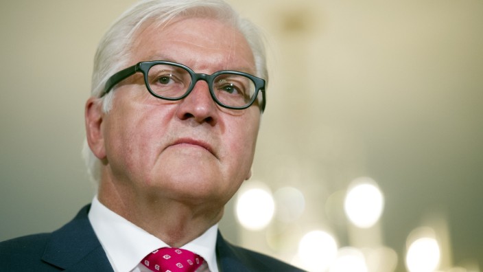 US-Wahl: Außenminister Steinmeier warnt vor dem "Ungeheuer des Nationalismus".