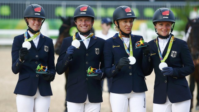 Equestrian - Eventing Team Victory Ceremony