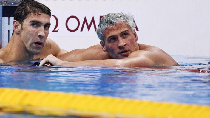 Olympia: Konkurrenten und Zimmerkollegen: Ryan Lochte, r., und Michael Phelps
