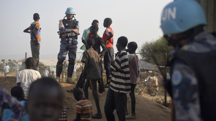 UN-Sicherheitsrat: 17.000 Blauhelme sollen das Land den Südsudan vor dem Bürgerkrieg bewahren.