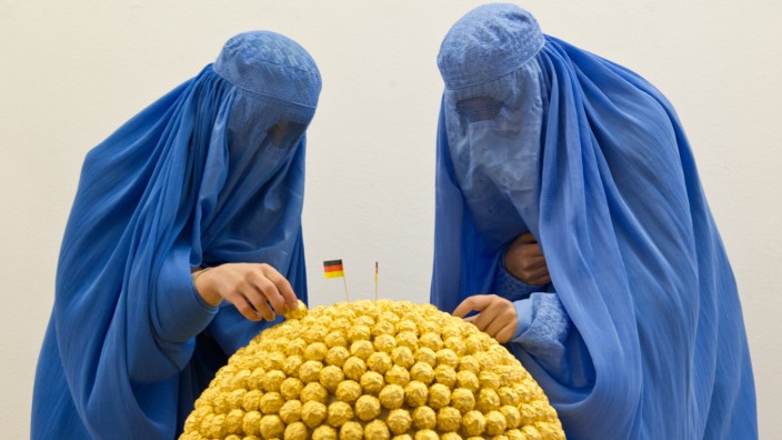Burka-Ausstellung in Wiesbaden
