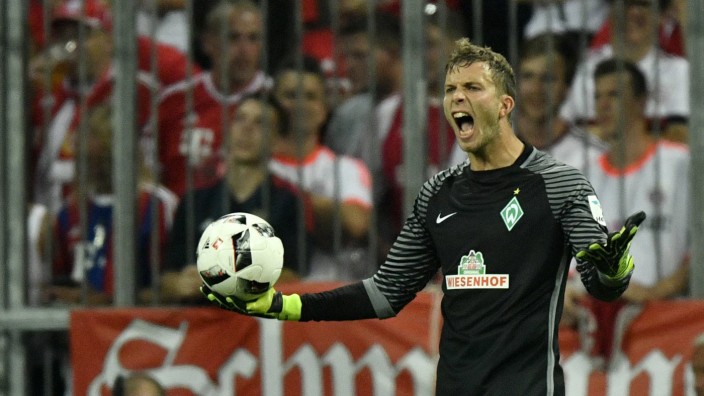 Torwart Felix Wiedwald SV Werder Bremen Gestik Geste enttäuacht FC Bayern München FCB vs SV Werder