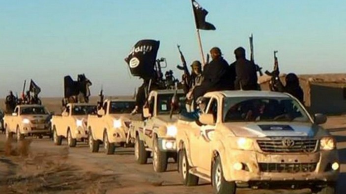 Abu Mohammad al-Adnani: Dieses Foto eines IS-Konvois, der Richtung Raqqa fährt, wurde im Sommer 2014 über Social Media verbreitet.